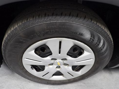 Used 2019 Chevrolet Trax LS FWD image 19
