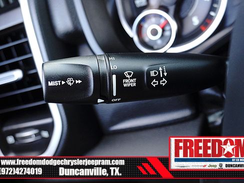 Used 2023 RAM 1500 Big Horn AWD/4WD image 30