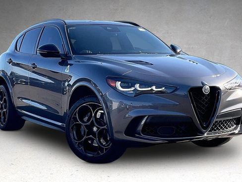 Used 2024 Alfa Romeo Stelvio Quadrifoglio w/ Active Assist Plus Package AWD/4WD image 2