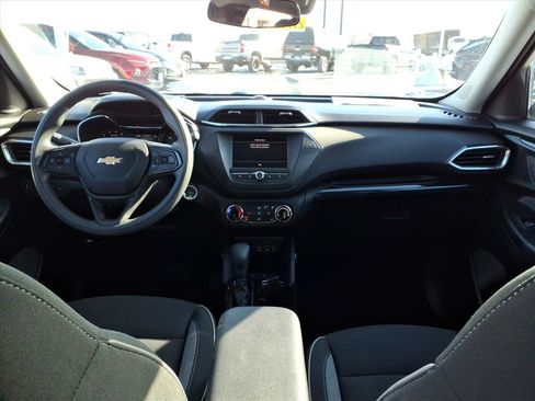 Used 2023 Chevrolet TrailBlazer LT image 8
