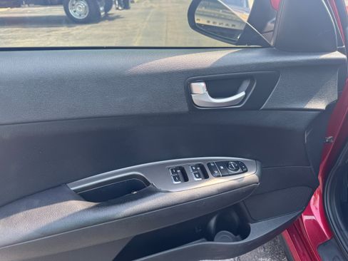 Used 2019 Kia Optima S w/ S Panoramic Sunroof Package FWD image 7