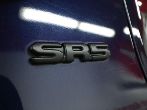 Used 2022 Toyota Tundra SR5 AWD/4WD image 38