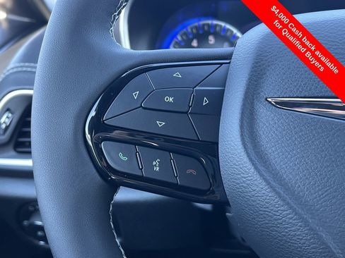 New 2026 Chrysler Pacifica Select image 12