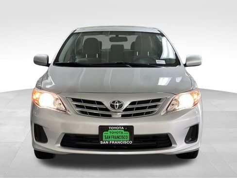 Used 2013 Toyota Corolla LE image 8