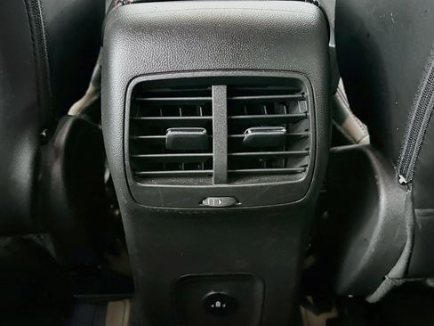 Used 2025 Ford Escape ST-Line Select AWD/4WD image 28