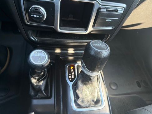 Used 2023 Jeep Gladiator Sport w/ Trailer Tow Package image 5