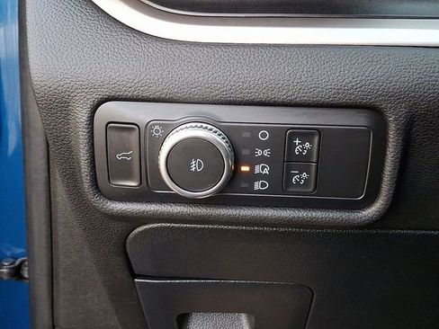 Used 2021 Ford Explorer XLT w/ Equipment Group 202A image 37