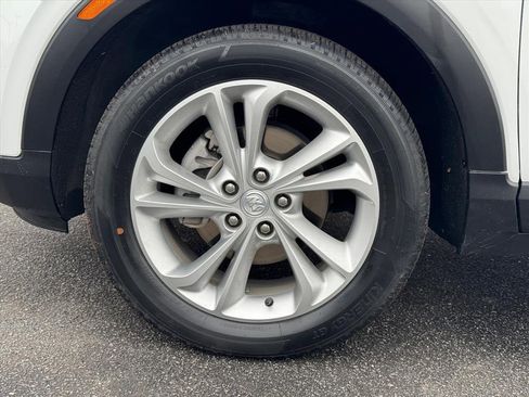 Used 2020 Buick Encore GX Preferred w/ Cold Weather Comfort Package image 9