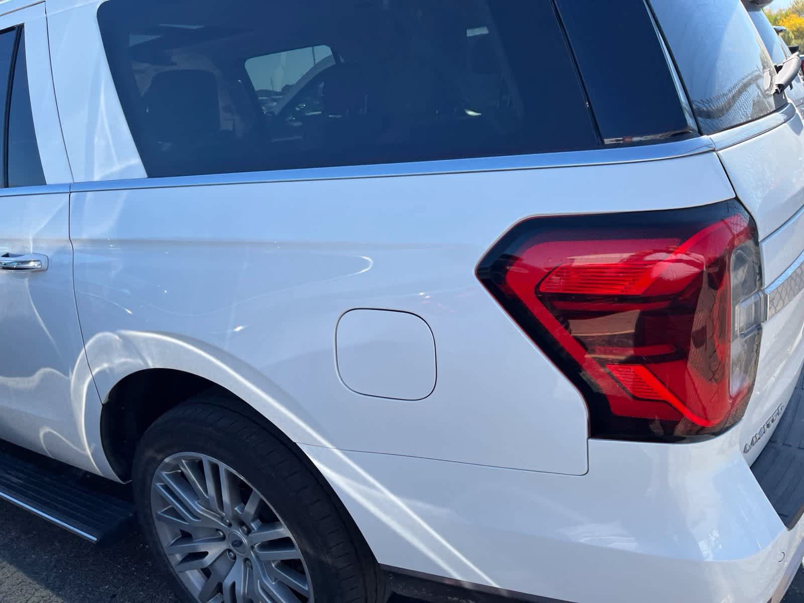 Used 2023 Ford Expedition Max Limited AWD/4WD image 10