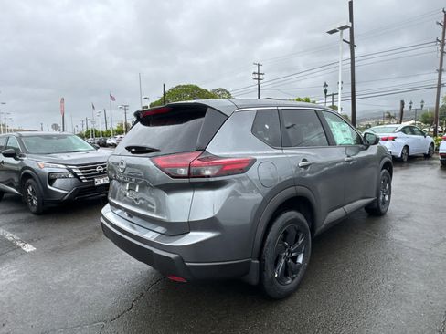 New 2026 Nissan Rogue SV FWD image 3
