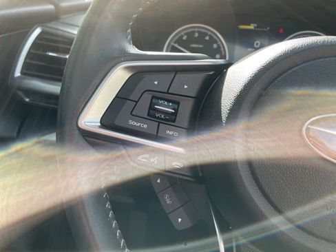 Used 2019 Subaru Forester Premium image 17