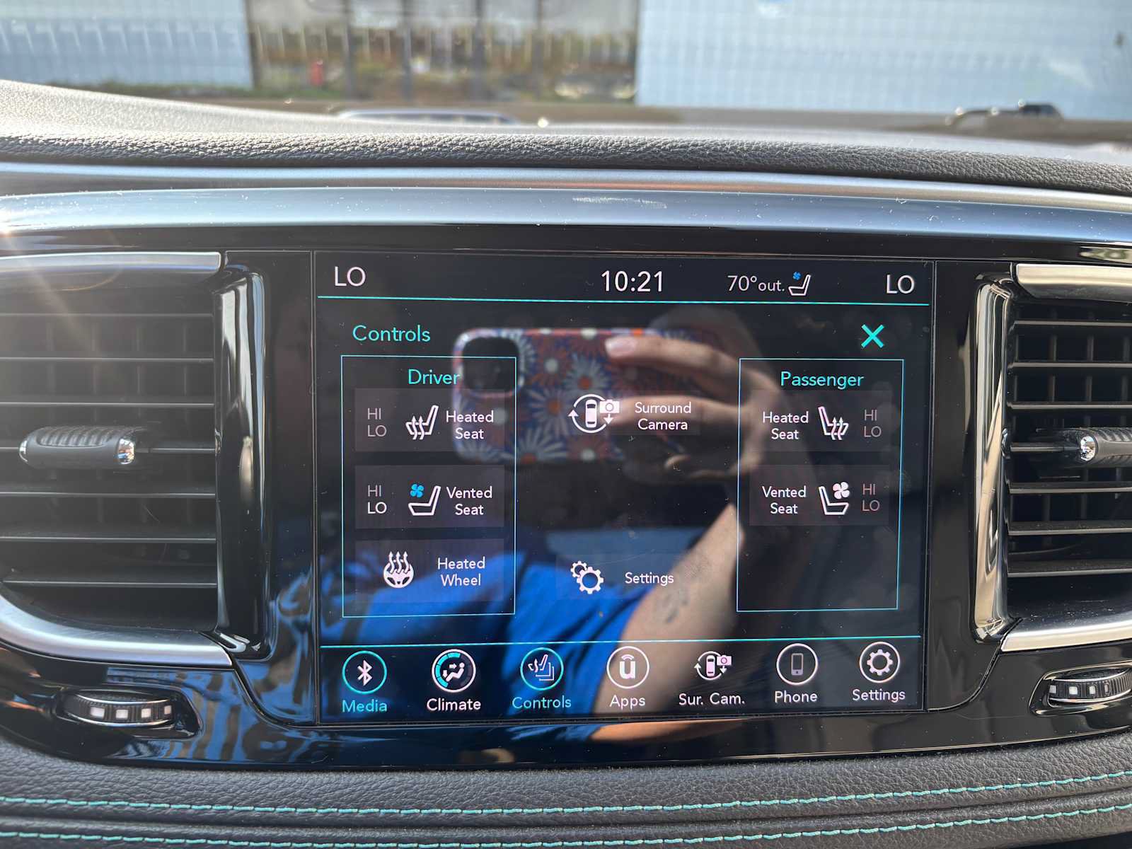 Used 2020 Chrysler Pacifica Limited w/ Advanced Safetytec Group FWD image 30
