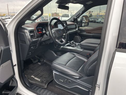 Used 2021 Ford F150 Lariat w/ Max Trailer Tow Package image 10