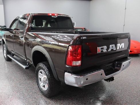 Used 2017 RAM 2500 Tradesman w/ Chrome Appearance Group AWD/4WD image 4