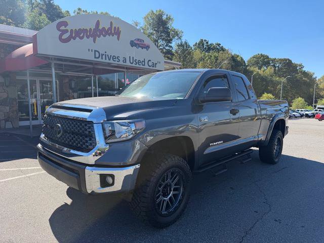 Used 2020 Toyota Tundra SR5 w/ SR5 Upgrade Package AWD/4WD image 1