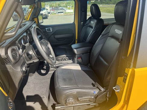 Used 2021 Jeep Wrangler Sport AWD/4WD image 12