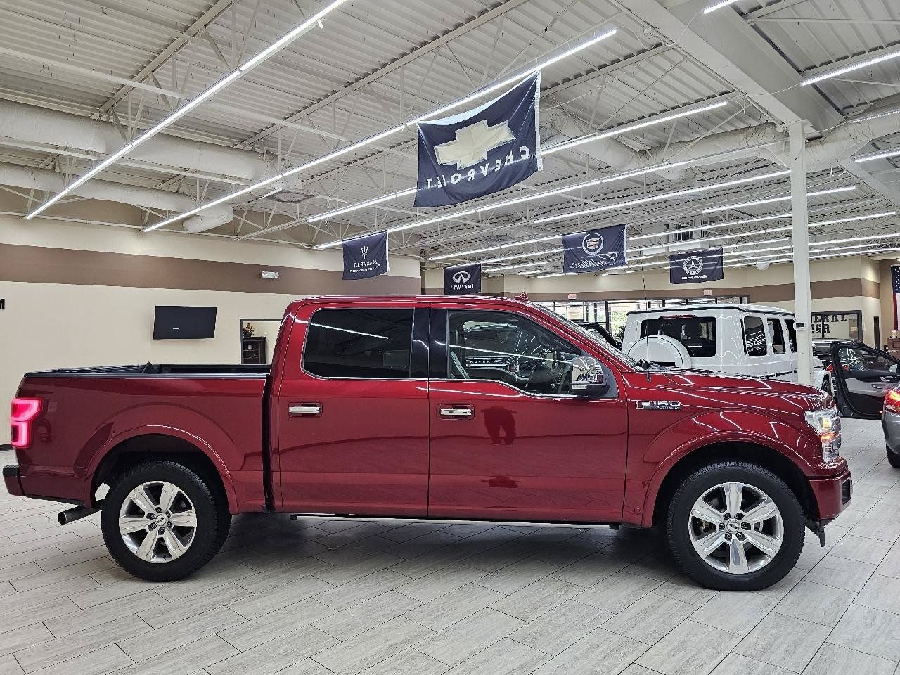 Used 2018 Ford F150 Platinum w/ Equipment Group 701A Luxury RWD image 6