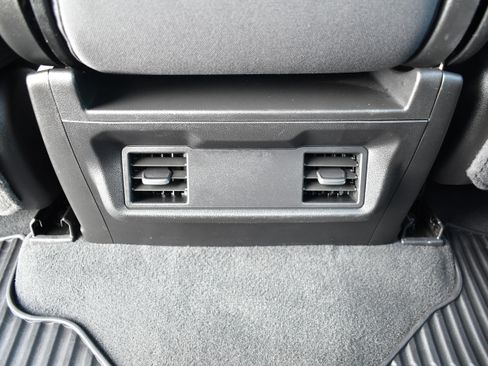 Used 2022 Chevrolet Silverado 1500 Custom Trail Boss w/ LPO, Dark Essentials Package image 23