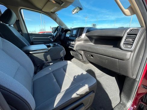 Used 2019 RAM 1500 Big Horn image 25