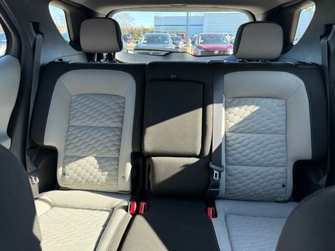 Used 2019 Chevrolet Equinox LS image 24