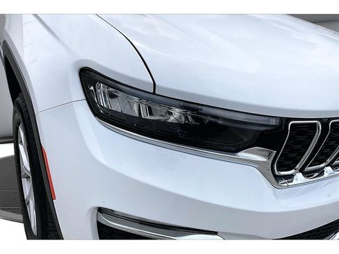 Certified 2022 Jeep Grand Cherokee Limited AWD/4WD image 53