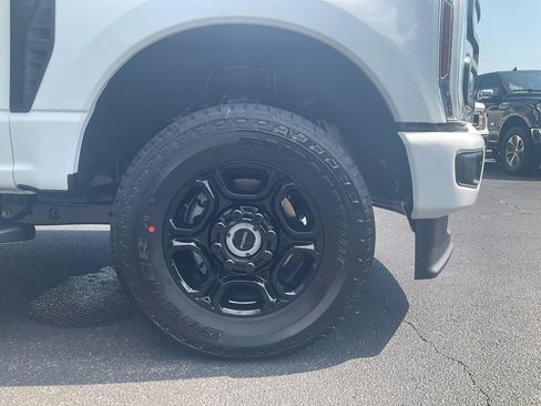 New 2026 Ford F250 XL w/ STX Appearance Package AWD/4WD image 10