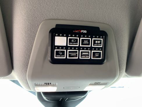 Used 2021 Ford Transit 150 148 Medium Roof AWD image 18