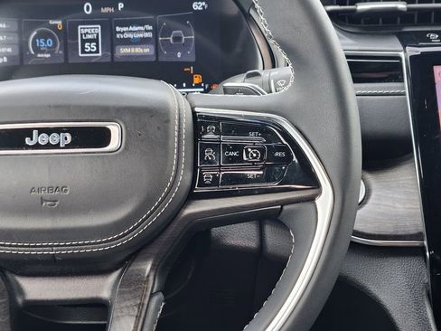 Used 2023 Jeep Grand Cherokee L Overland w/ Rear Seat Video Group I image 27