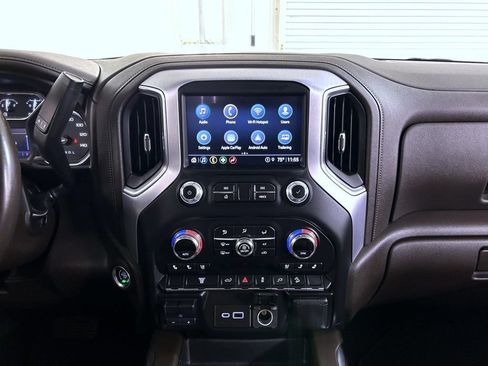 Certified 2022 GMC Sierra 2500 SLT w/ SLT Convenience Package AWD/4WD image 13