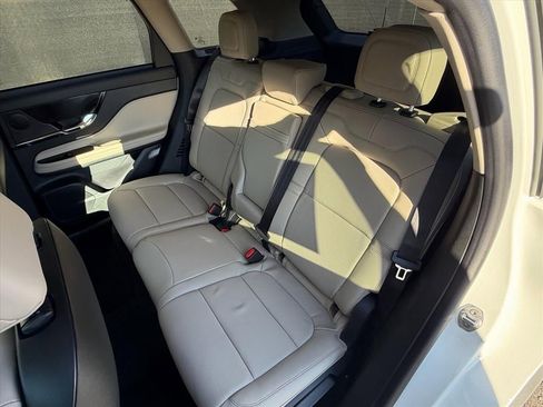 New 2026 Lincoln Corsair Reserve image 20