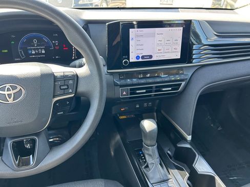 Certified 2025 Toyota Camry LE FWD image 17