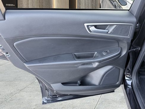 Used 2023 Ford Edge SEL w/ Convenience Package image 31