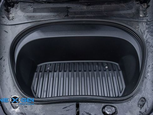 Used 2024 Tesla Model 3 Performance image 43