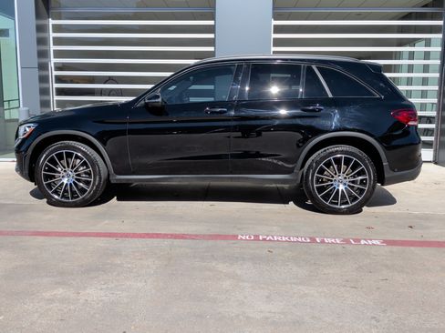 Used 2022 Mercedes-Benz GLC 300 image 7