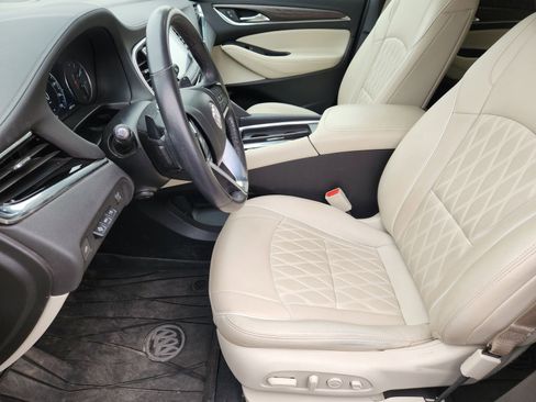 Certified 2024 Buick Enclave Avenir w/ Avenir Technology Package image 16