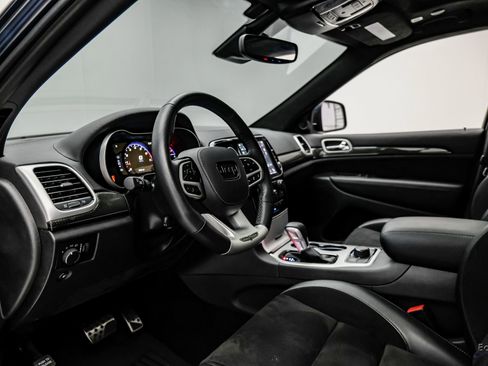 Used 2021 Jeep Grand Cherokee Trackhawk image 41