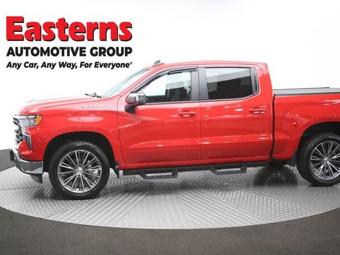 Used 2022 Chevrolet Silverado 1500 LT AWD/4WD image 66