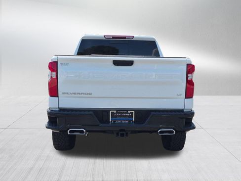 Certified 2024 Chevrolet Silverado 1500 LT Trail Boss w/ LT Trail Boss Premium Package AWD/4WD image 5