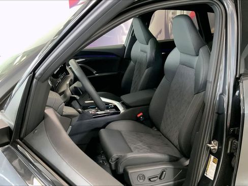 New 2025 Audi SQ5 Premium Plus AWD/4WD image 10