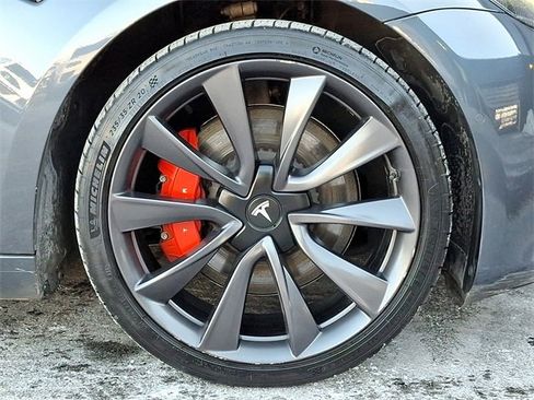 Used 2020 Tesla Model 3 Performance image 12