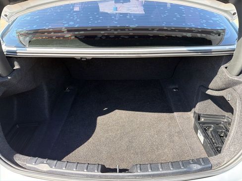 Used 2015 BMW 320i Sedan w/ Sport Package image 14