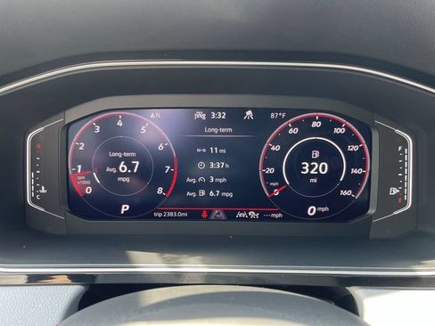 Used 2025 Volkswagen Jetta GLI Autobahn FWD image 15