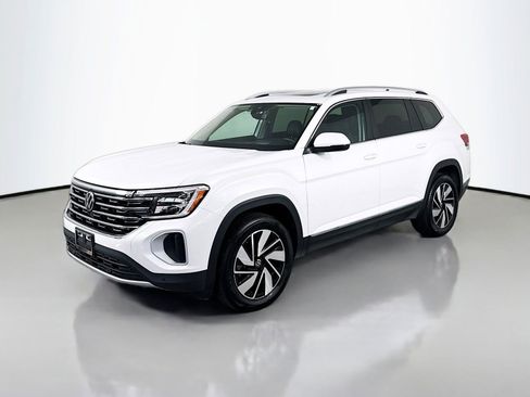 Used 2025 Volkswagen Atlas SEL image 1