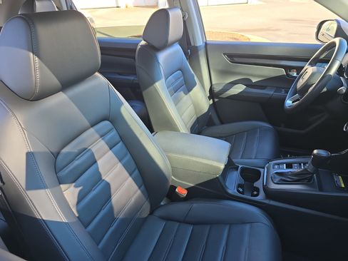 Used 2024 Honda CR-V EX-L image 10