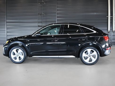Used 2025 Audi Q5 2.0T Premium Plus w/ Premium Plus Package AWD/4WD image 14