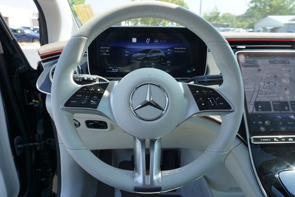 Certified 2023 Mercedes-Benz EQE 500 4MATIC SUV image 25