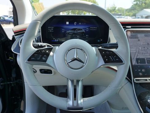 Certified 2023 Mercedes-Benz EQE 500 4MATIC SUV image 25