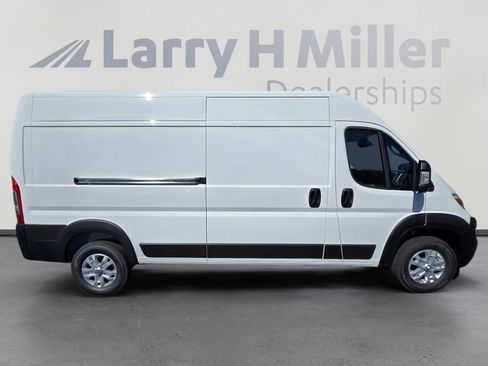 New 2026 RAM ProMaster 2500 image 8