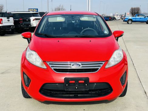 Used 2013 Ford Fiesta SE image 25