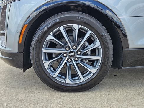 Used 2024 Cadillac Lyriq Sport RWD image 13